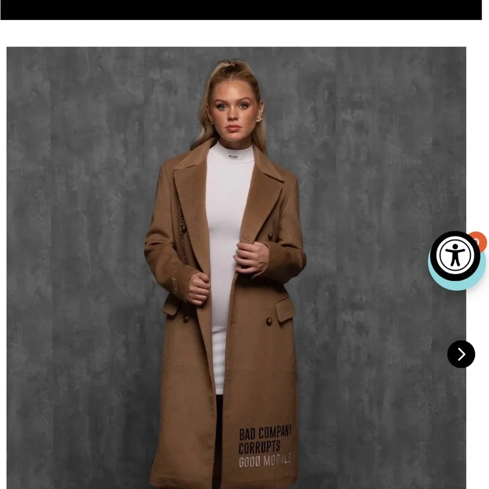 Milano Tan Trench Coat - Picture 1 of 2